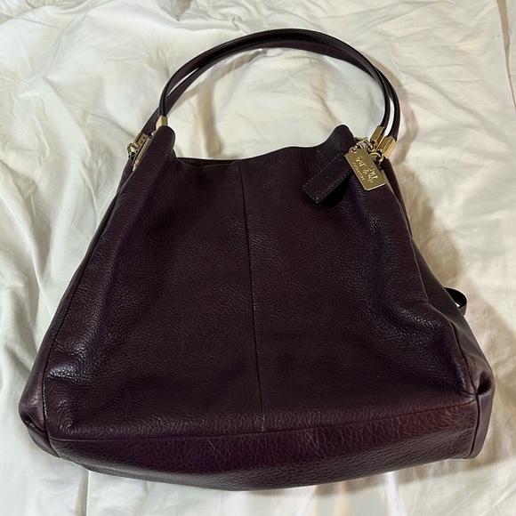 2013 Coach eggplant pebbled leather with dust bag & COA - Picture 2 of 14
